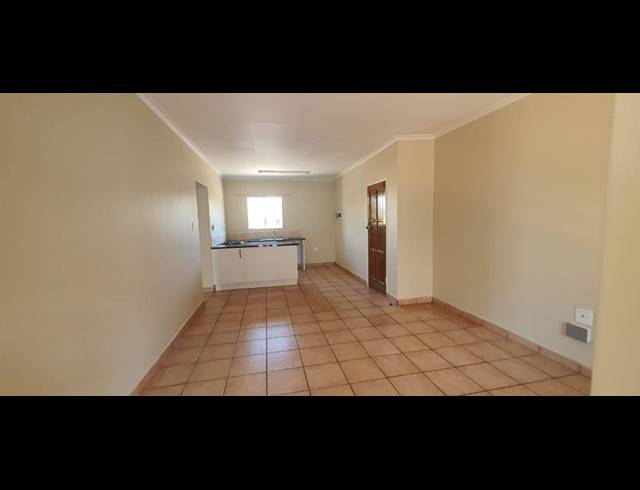 2 BEDROOM APARTMENT FOR SALE IN CRYSTAL PARK